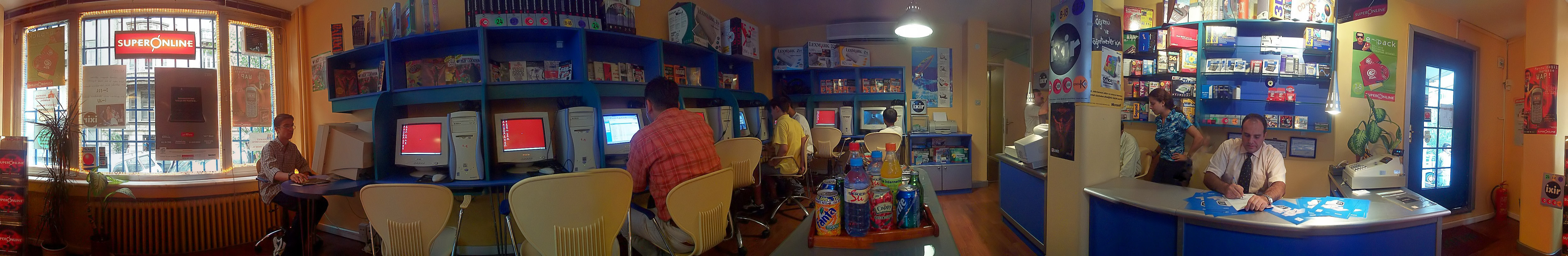 İstanbul internet kafe panoraması